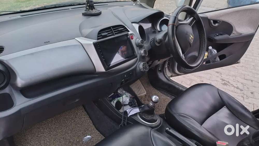 Honda Jazz 2011 Cng & Hybrids 75000 Km Driven