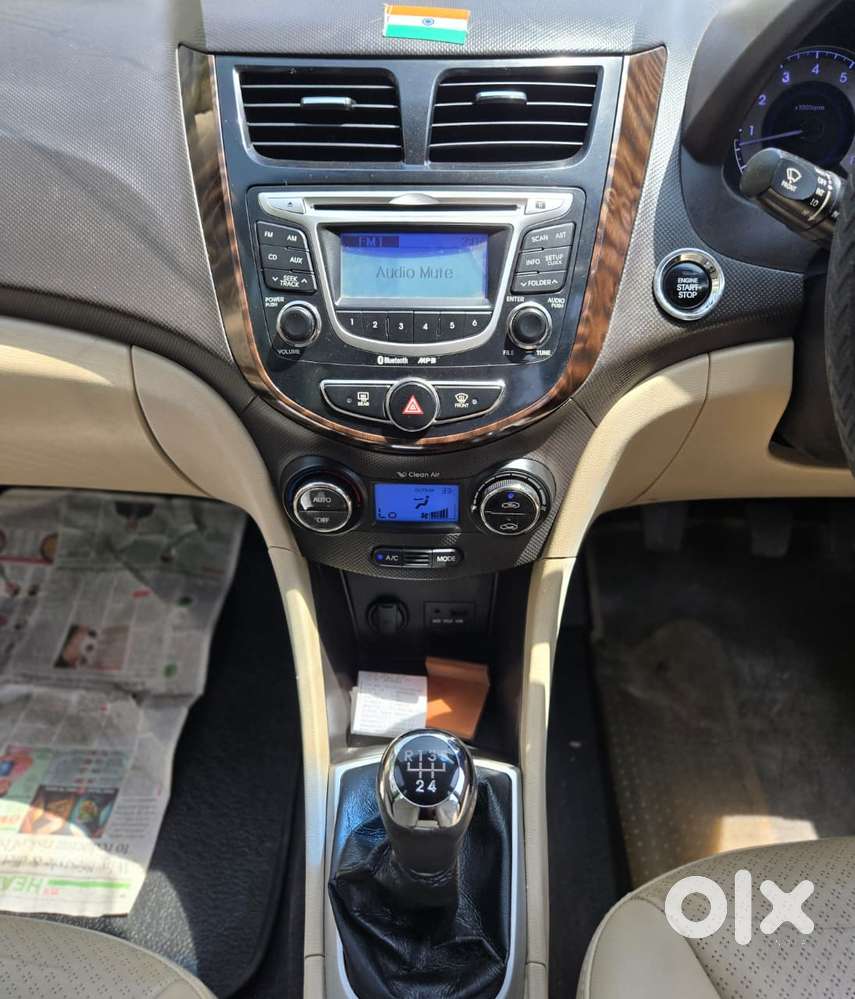 Hyundai Verna 1.6 Sx (o) Vtvt, 2012, Petrol