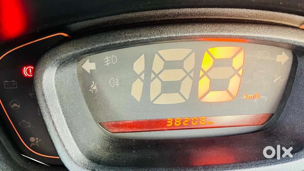 Renault Kwid 2023 Petrol 38000 Km Driven