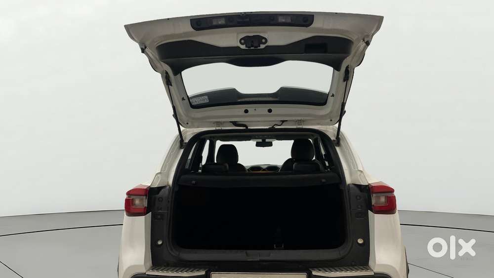 Nissan Magnite 1.0 Xv Turbo Cvt, 2021, Petrol