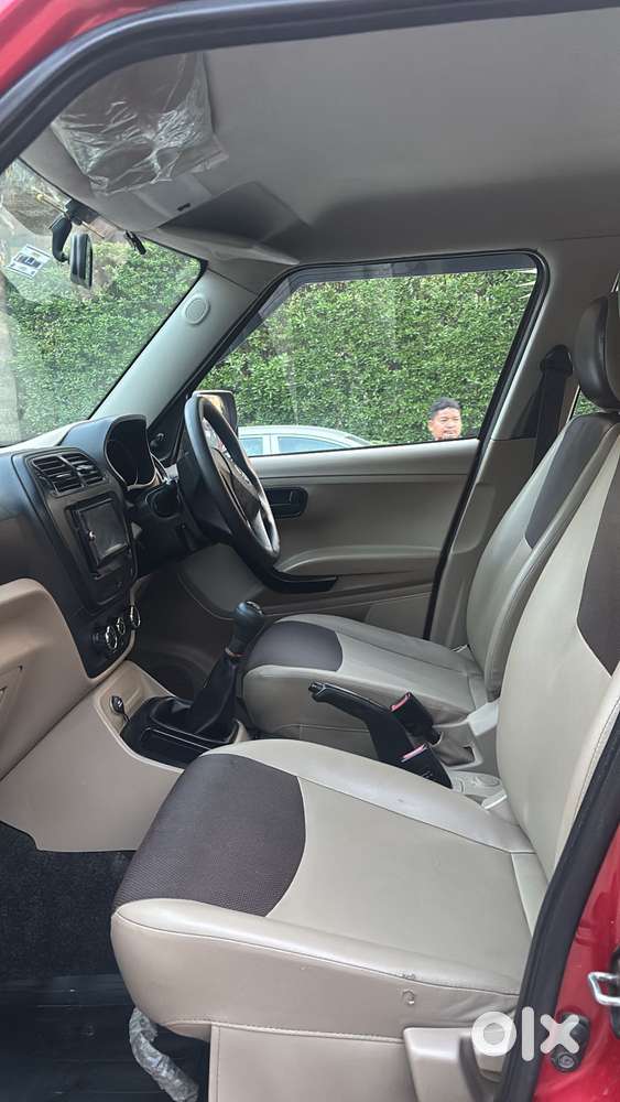 Mahindra Tuv 300 T4 Plus, 2018, Diesel