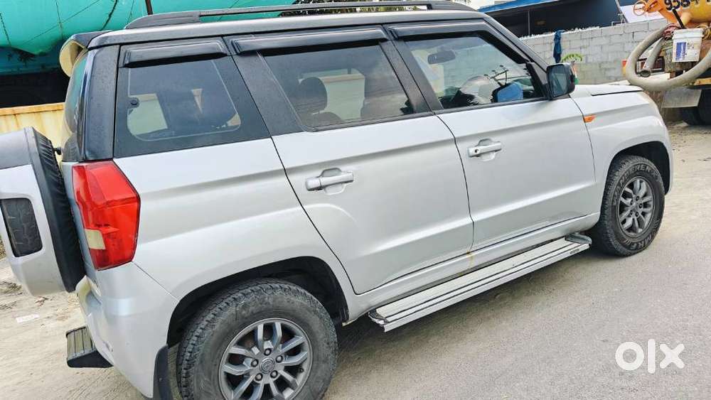 Mahindra Tuv 300 T10, 2020, Diesel