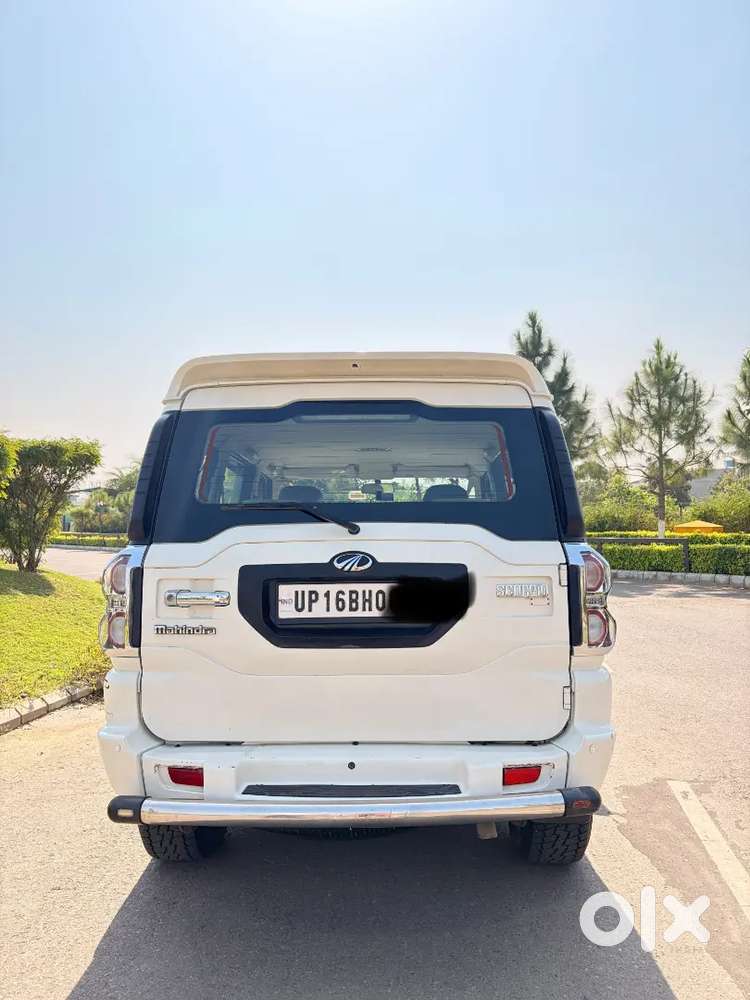 Mahindra Scorpio S6 Plus 2016