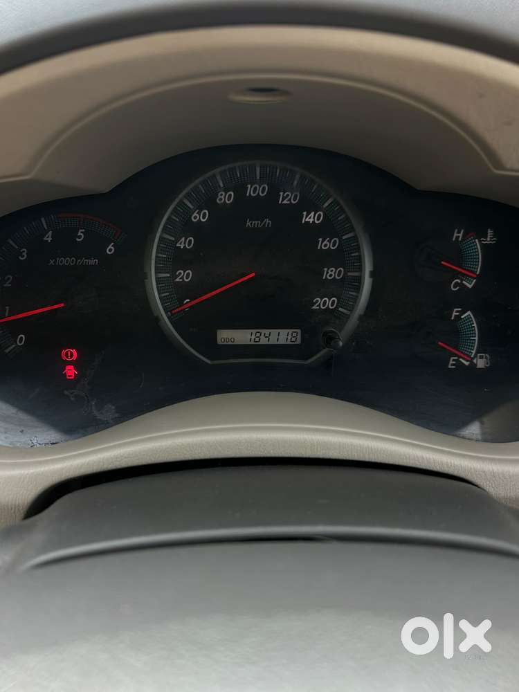 Toyota Innova 2.5 Vx 8 Str Bs-iii, 2012, Diesel