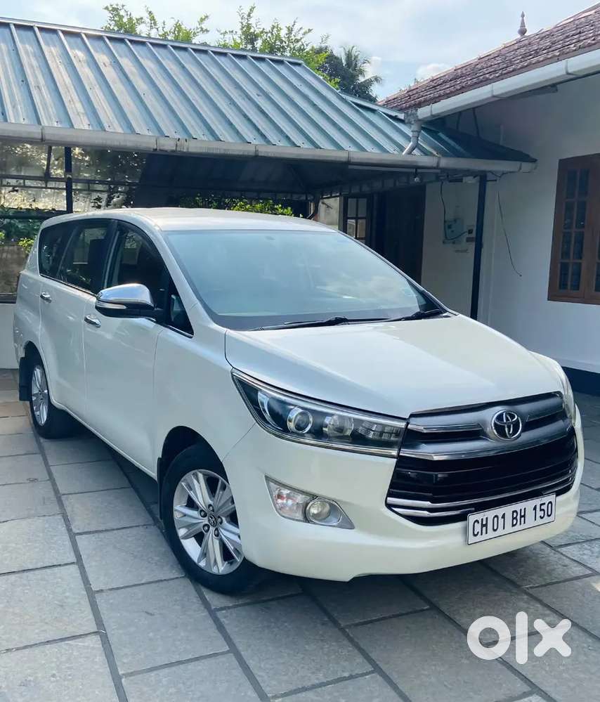 Toyota Innova Crysta Automatic 2.8 Zx Fully Company Serviced