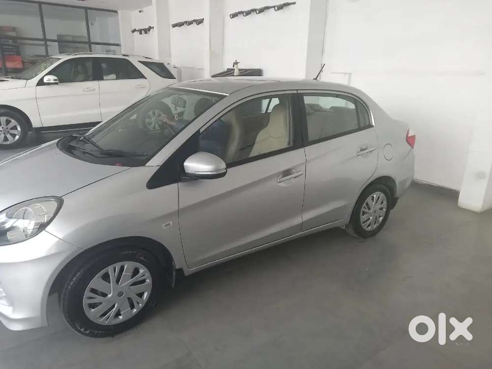 Honda Amaze 2015