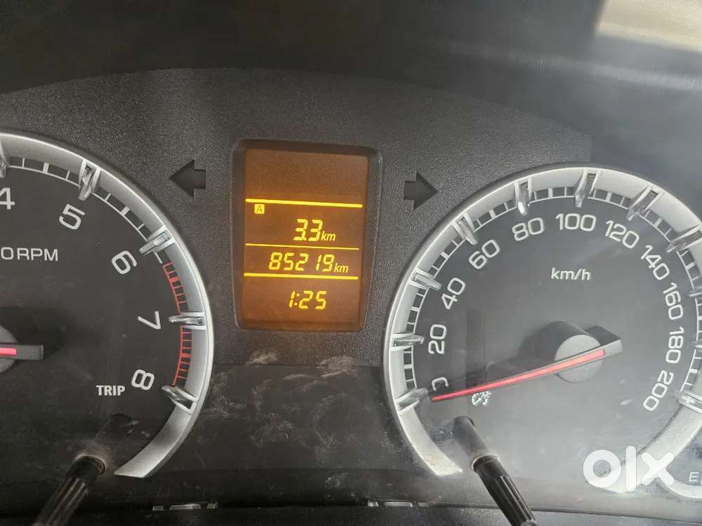 Maruti Suzuki Swift Dzire 2015