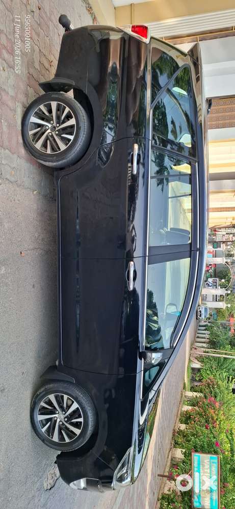 Toyota Innova Crysta 2.4 Zx Mt, 2024, Diesel