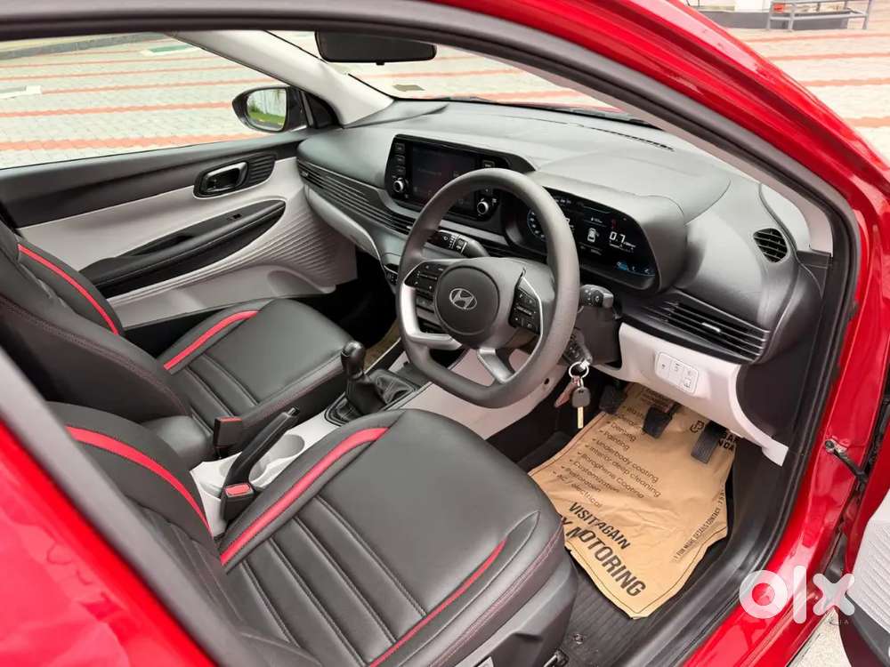New I20 Sports Option Petrol Manual Low Km Sunroof Model