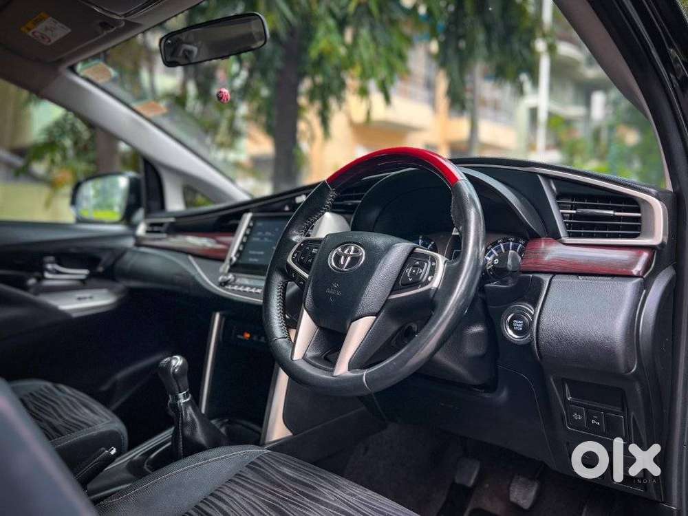 Toyota Innova Crysta 2.4 V 8 Str, 2022, Diesel