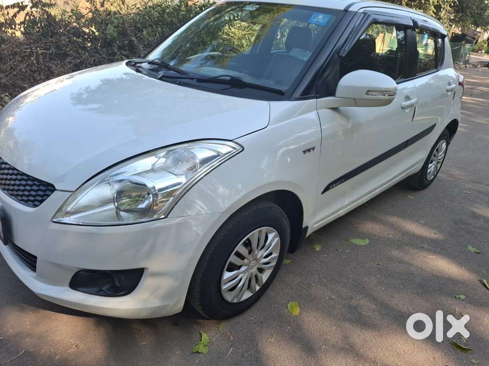 Maruti Suzuki Swift Vxi + Manual, 2014, Petrol