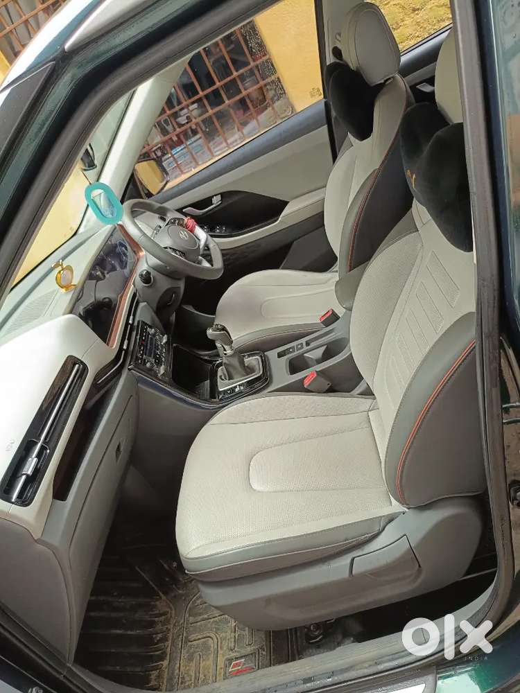 Hyundai Creta 2024 Petrol 23990 Km Driven.