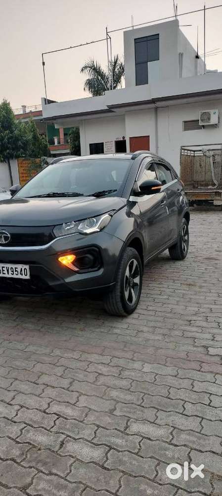 Tata Nexon 1.2 Revotron Xm (s), 2023, Petrol