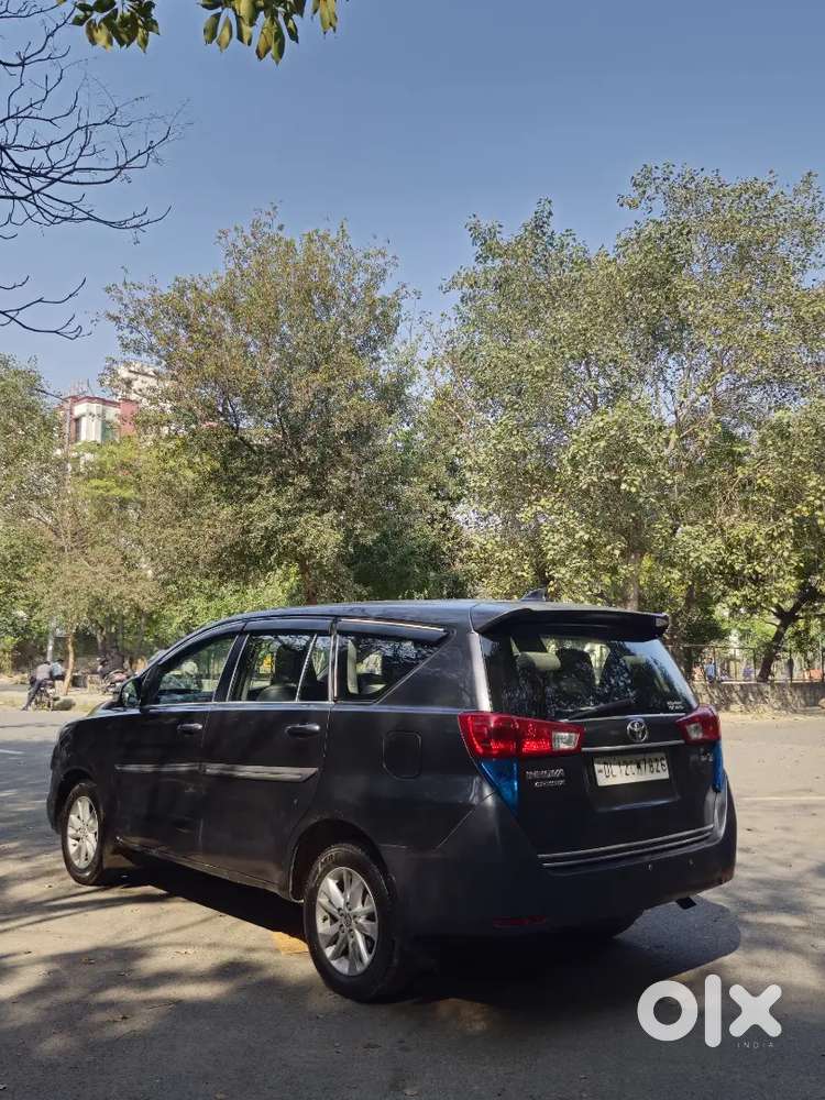 Toyota Innova Crysta 2018 Diesel Well Maintained