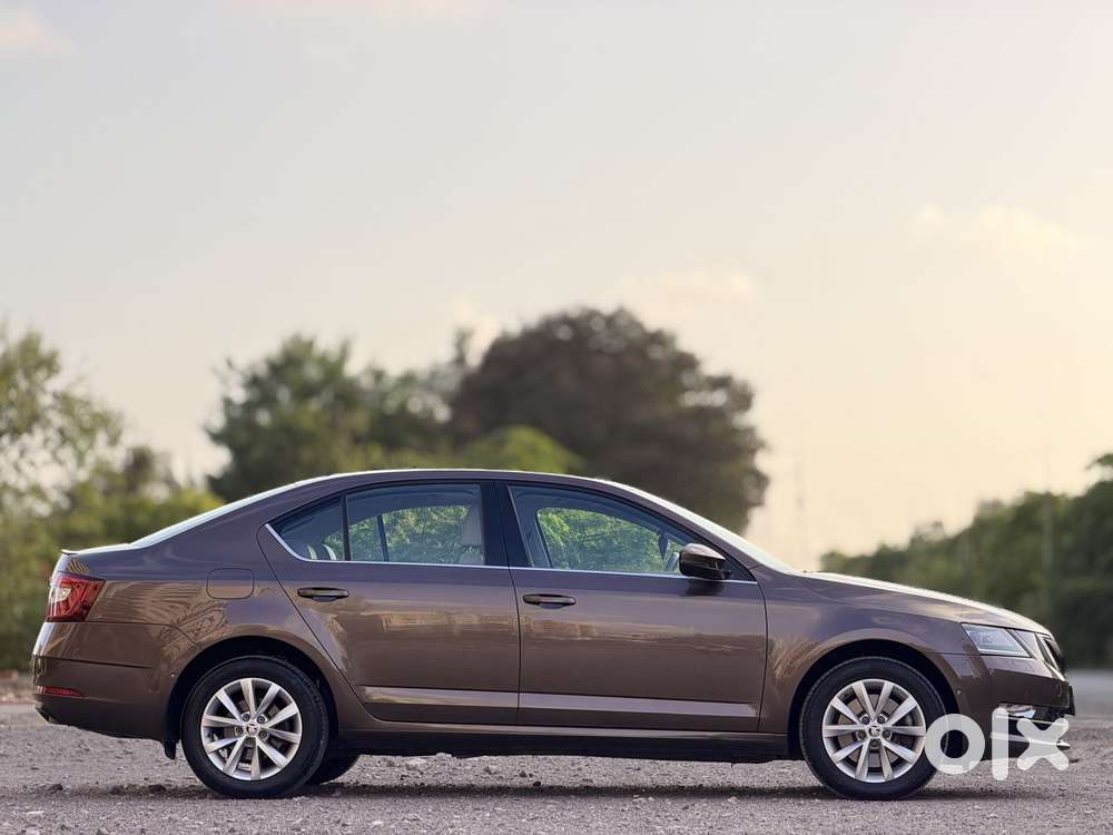 Skoda Octavia 1.8 Tsi At L K, 2020, Petrol