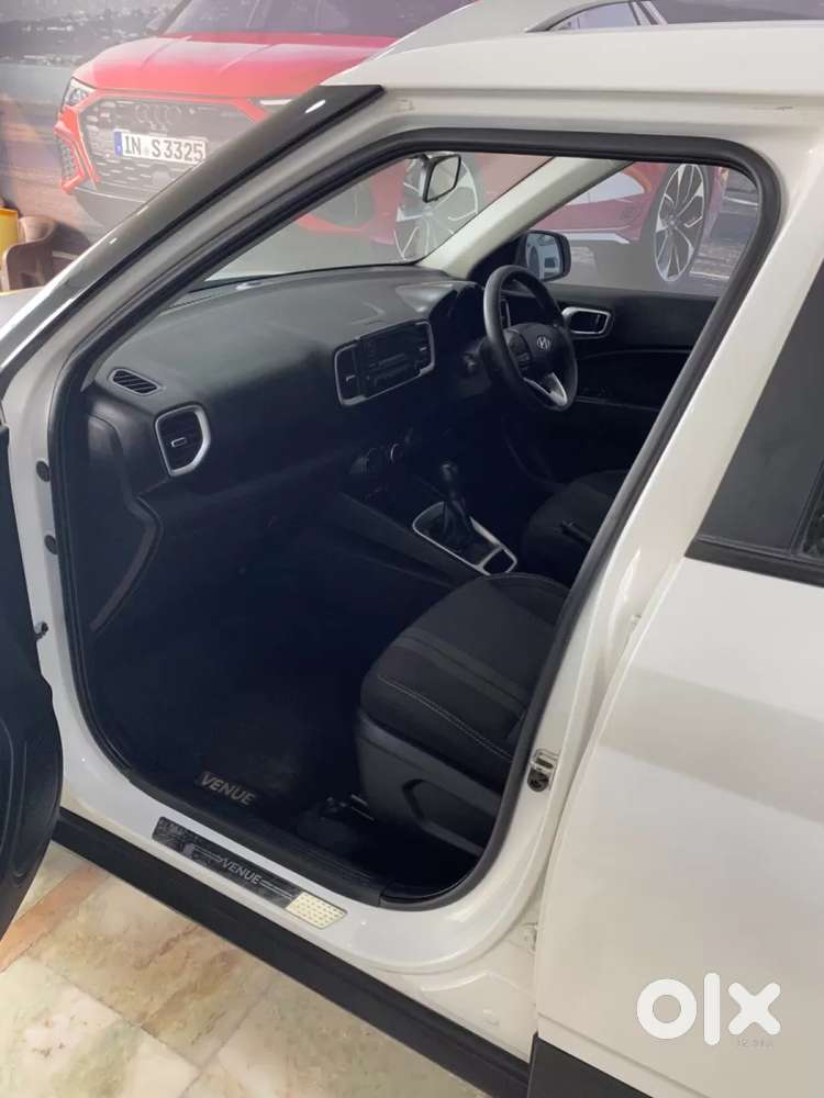 Hyundai Venue S 1.2 Petrol, 2022, Petrol