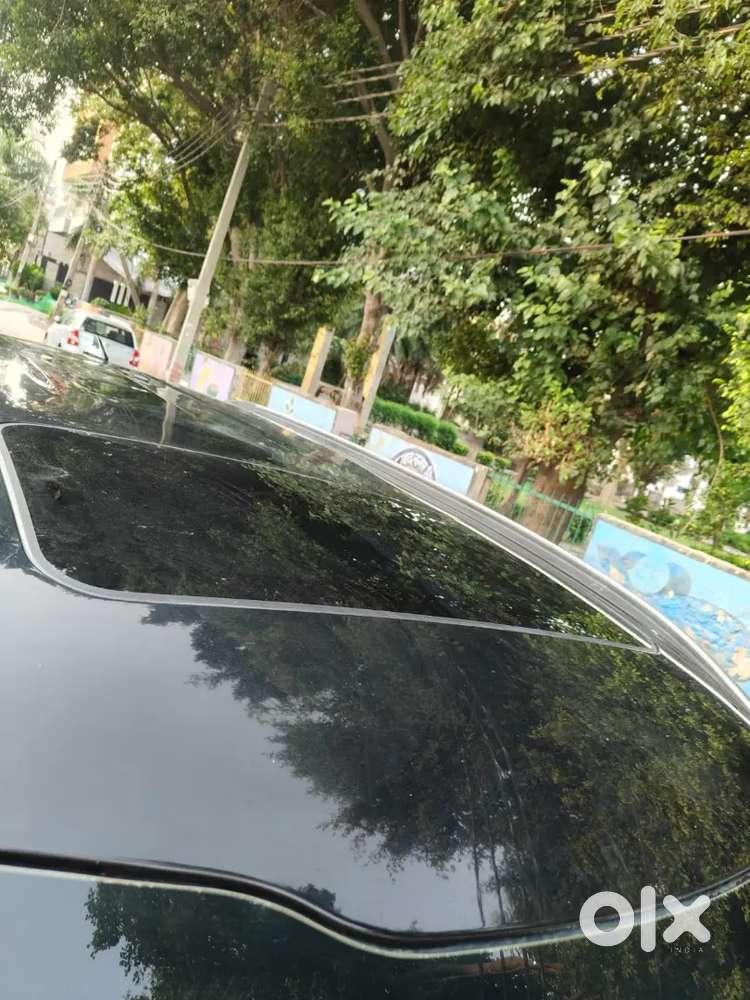 Dec 2022 Model Kia Carens Top Model Sunroof Push Buttan Diesal