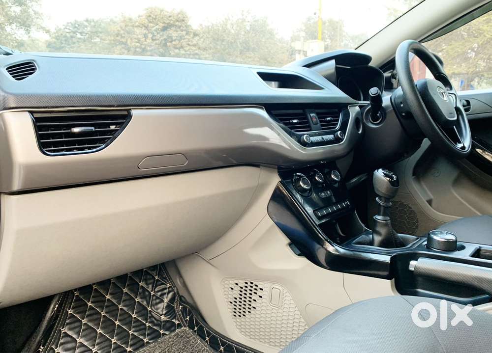 Tata Nexon 1.2 Revotron Xm (s), 2019, Petrol