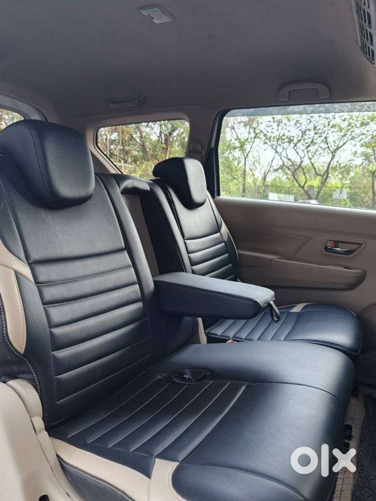 Maruti Suzuki Ertiga 1.5 Vxi Shvs, 2022, Petrol