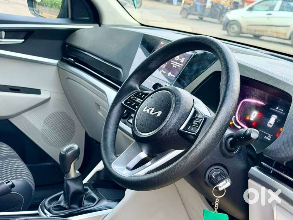 Kia Carens 1.4 Prestige 7 Str, 2022, Petrol