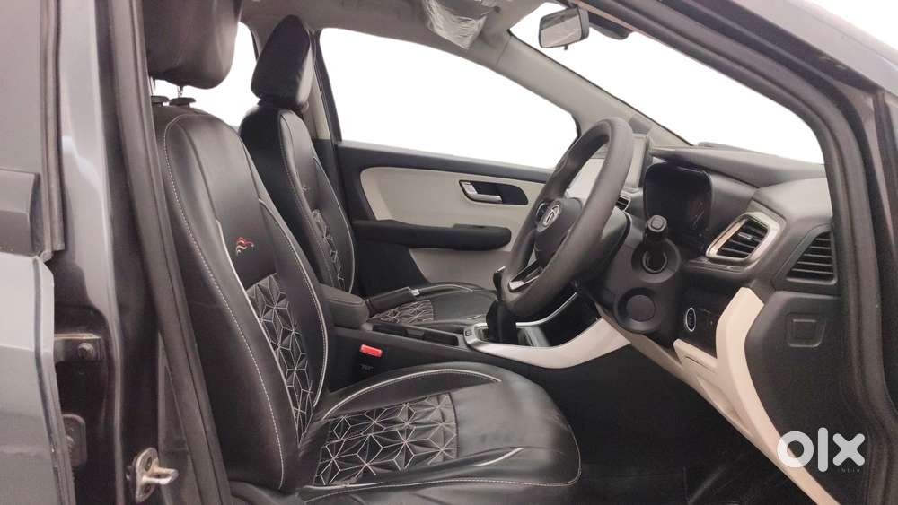 Tata Altroz Xz, 2021, Petrol