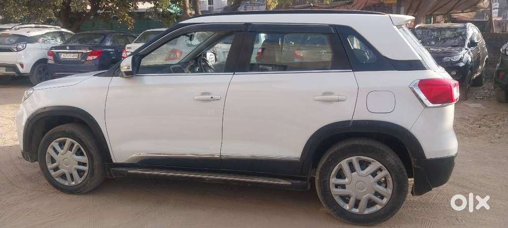 Maruti Suzuki Brezza 1.5 Vxi Cng, 2021, Cng & Hybrids