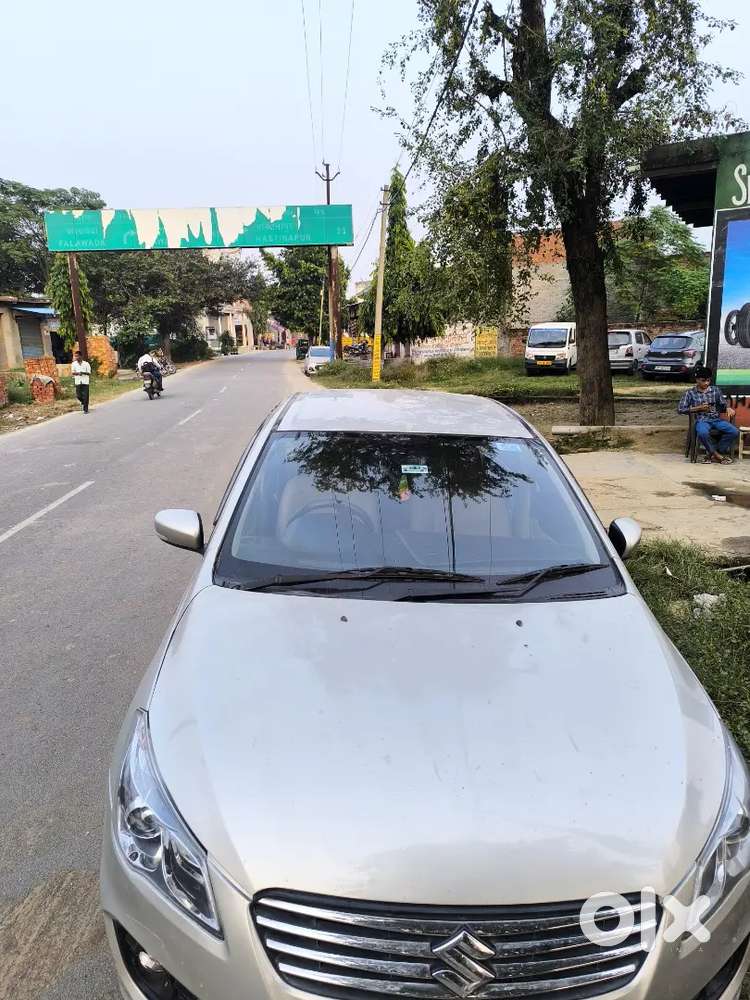 Maruti Ciaz Zxi 2015 Push Button Start Top Model
