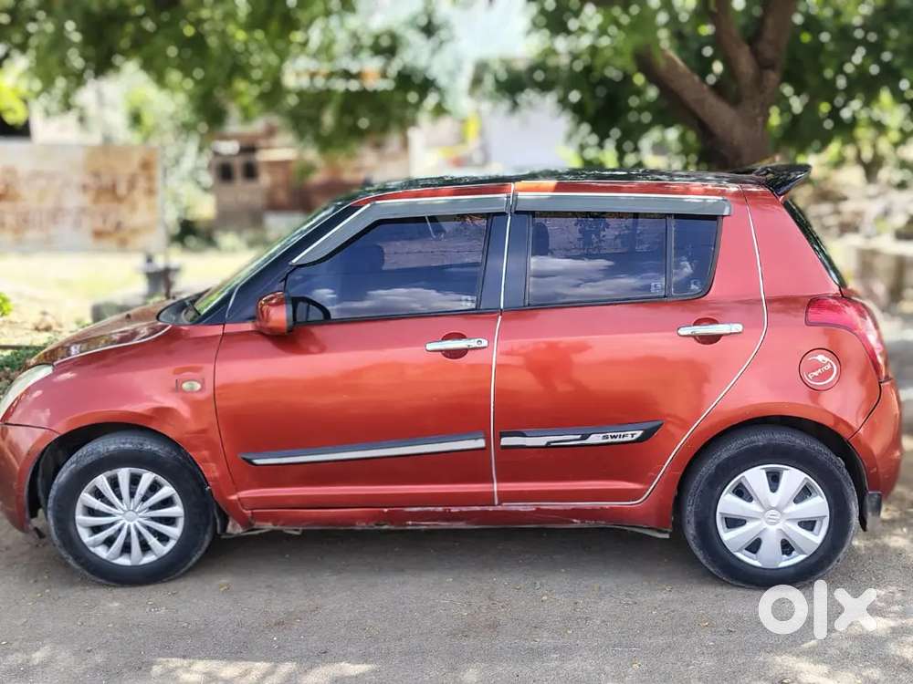 Maruti Suzuki Swift 2009 Petrol 157000 Km Driven