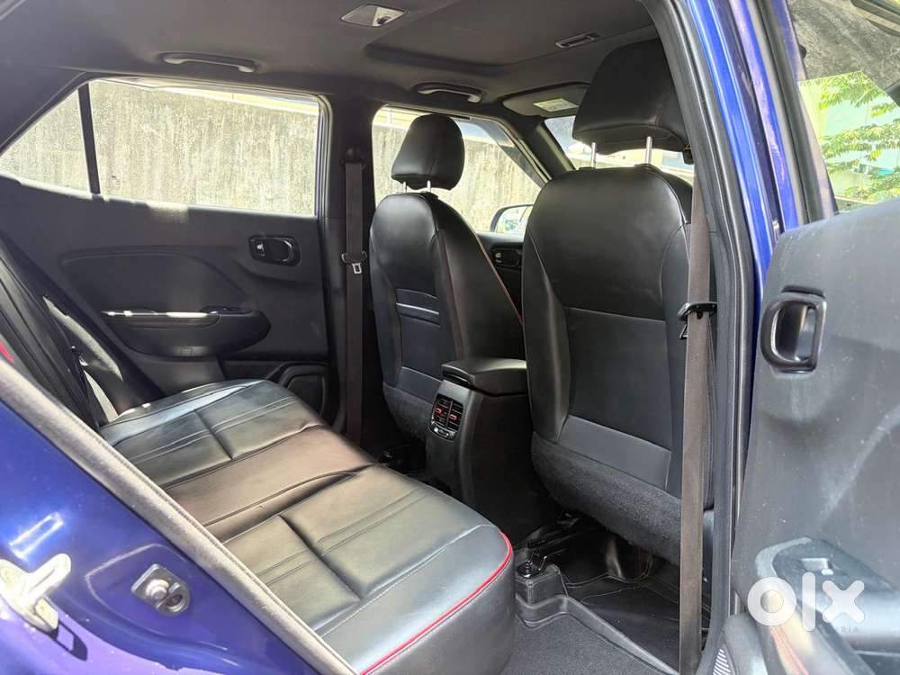 Hyundai Venue N Line 1.0 N8 Turbo Dct Dual Tone, 2022, Petrol