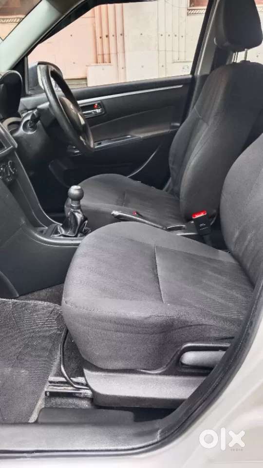 Maruti Suzuki Swift Vxi, 2014, Petrol