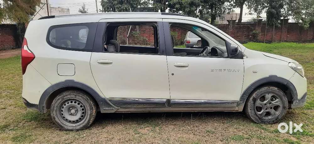 Doctor's Renault Lodgy 7 Seater Diesel 2015