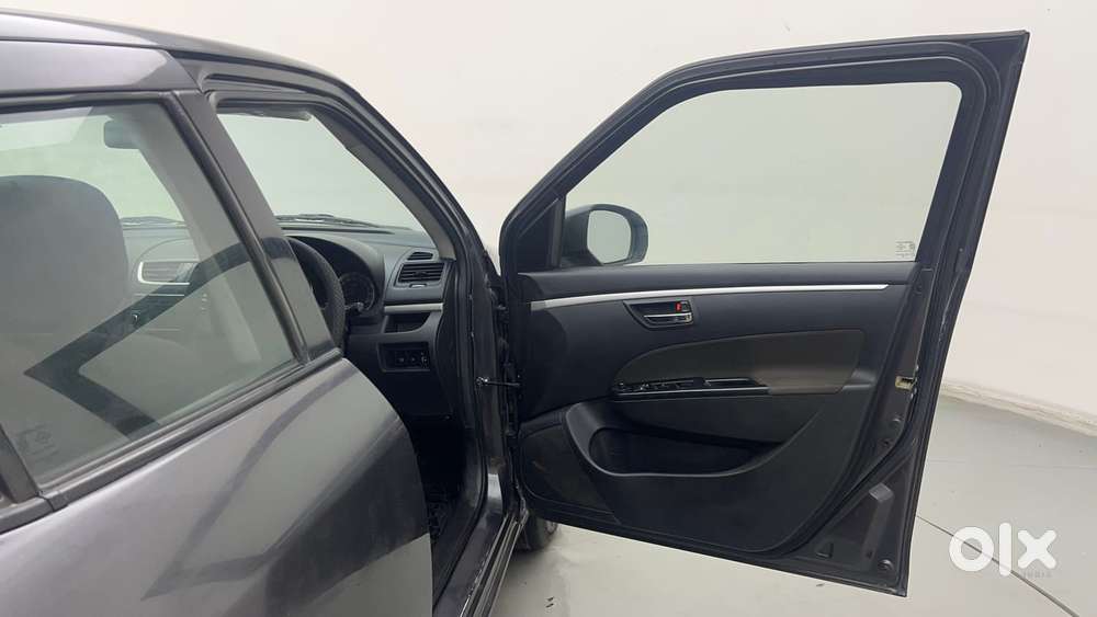 Maruti Suzuki Swift Vvt Vxi, 2016, Petrol