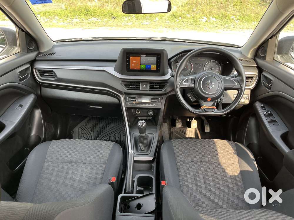 Maruti Suzuki Brezza 1.5 Vxi Smart Hybrid, 2023, Petrol