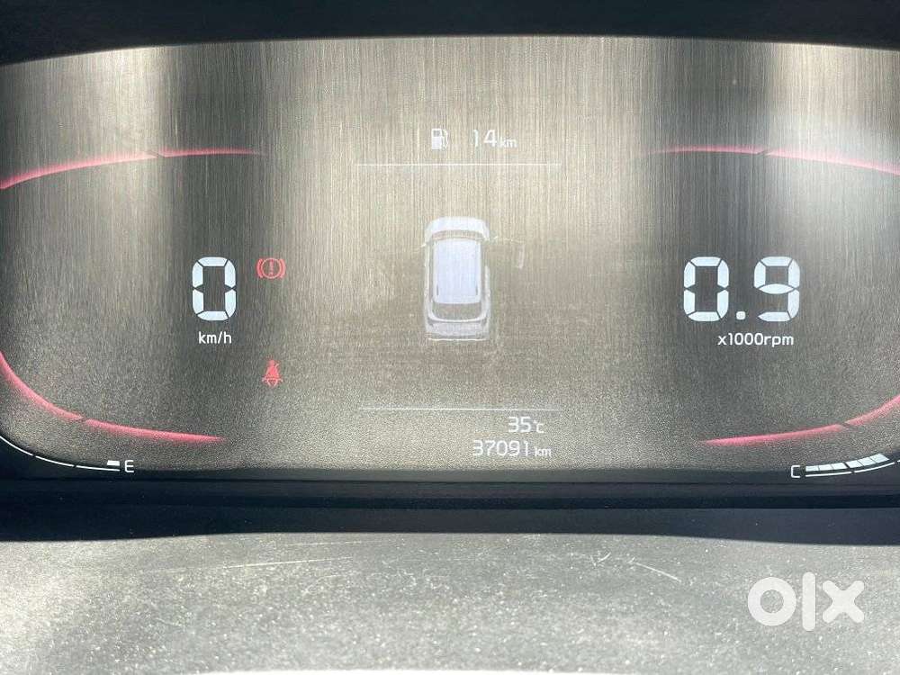 Kia Carens 1.5 Prestige 7 Str, 2023, Petrol