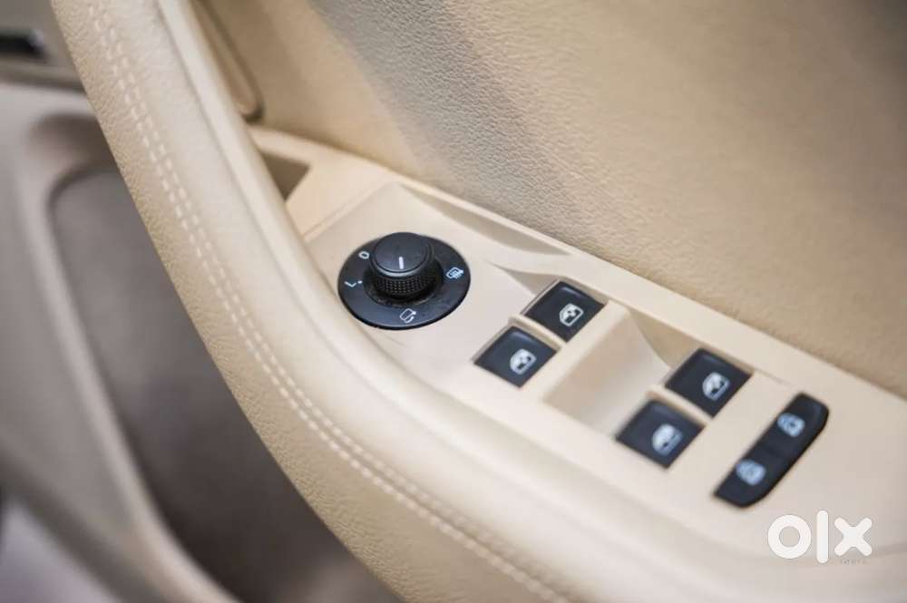Skoda Superb 2.0 L&k Tsi At, 2021, Petrol