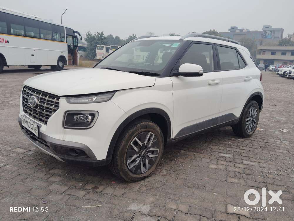 Hyundai Venue 1.0l Turbo Gdi Sx Mt, 2022, Petrol