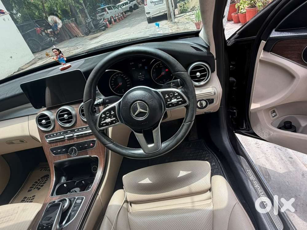 Mercedes-benz C-class 2019
