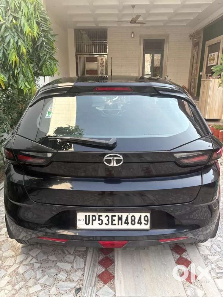 Tata Altroz 1.2 Xz Plus Dark Edition, 2023, Petrol