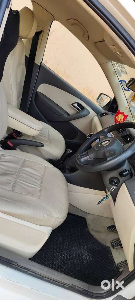 Volkswagen Vento 2010-2013 Petrol Trendline, 2011, Petrol