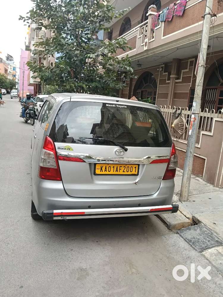 Toyota Innova 2.5 G Diesel 2016