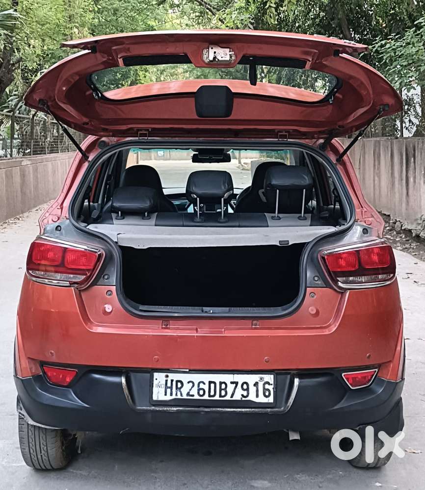 Mahindra Kuv100 Nxt 1.2 K8 Petrol 6 Str Dual Tone, 2017, Petrol