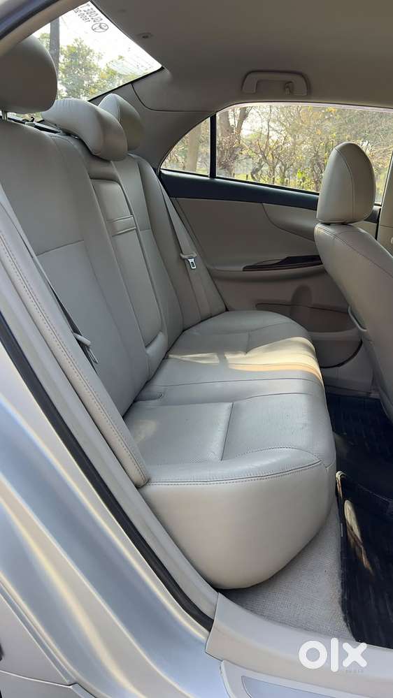 Toyota Corolla Altis G At, 2012, Petrol