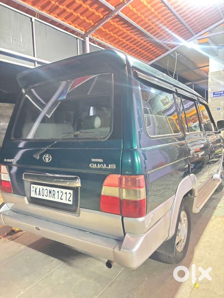 Toyota Qualis 2004 Diesel Well Maintained
