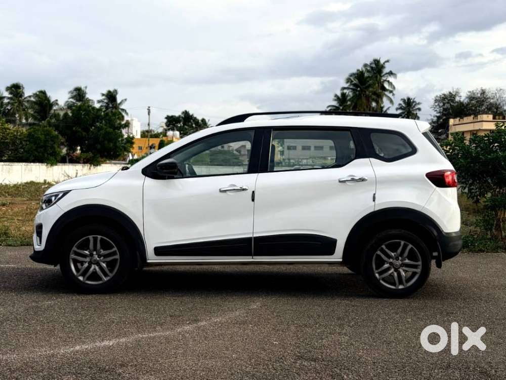 Renault Triber Rxz, 2021, Petrol