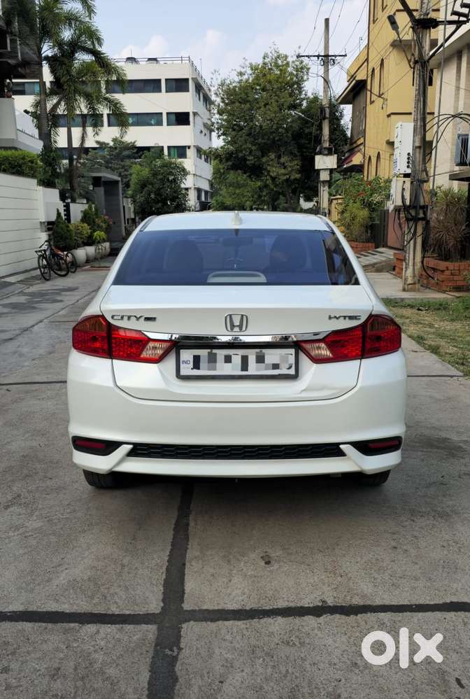 Honda City I-vtec V, 2017, Petrol