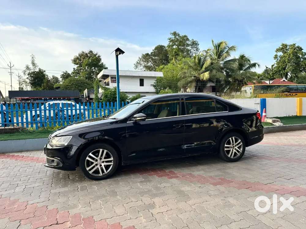Volkswagen Jetta Diesel Dsg Highline Black