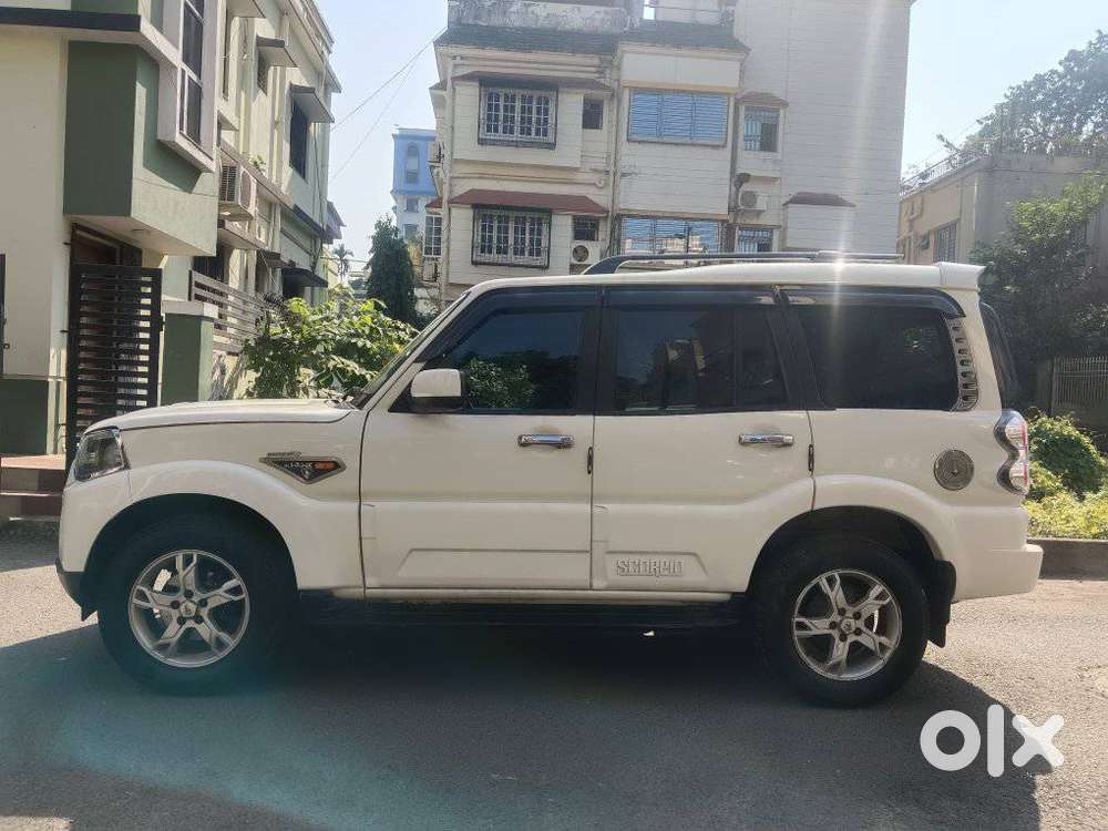 Mahindra Scorpio S10 7 Seater, 2016, Diesel