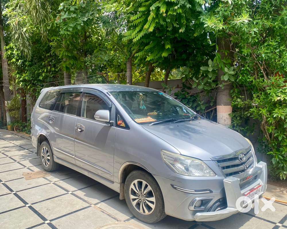 Toyota Innova Diesel 2015
