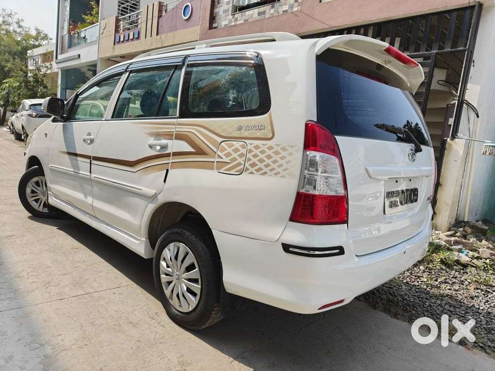Toyota Innova 2.5 G (diesel) 8 Seater, 2013, Diesel