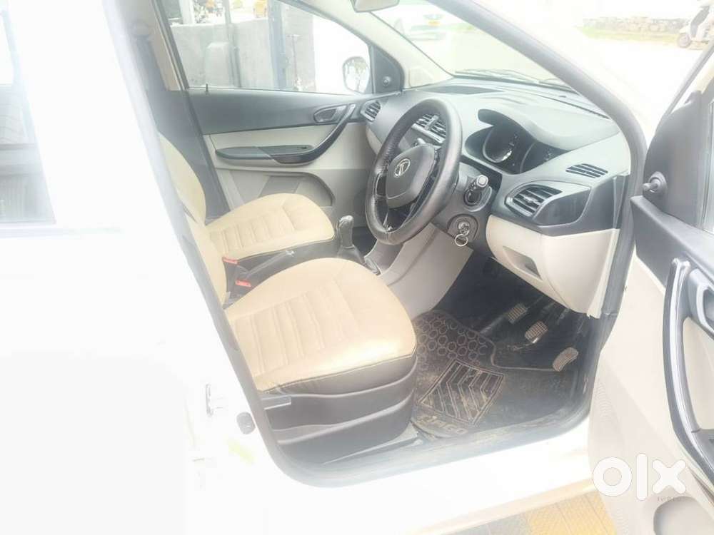 Tata Tiago 1.2 Revotron Xm, 2018, Petrol